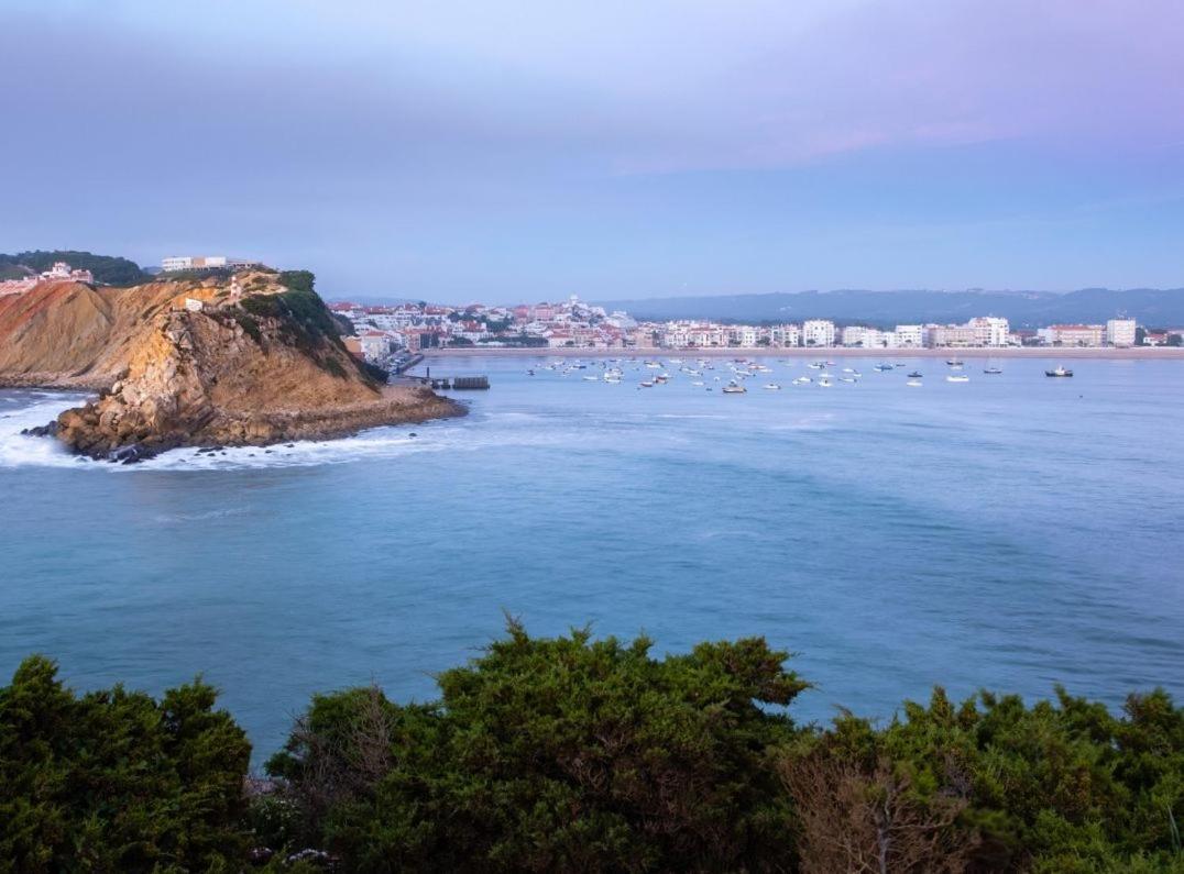 Kampaoh Sao Martinho Do Porto Hotel Bagian luar foto