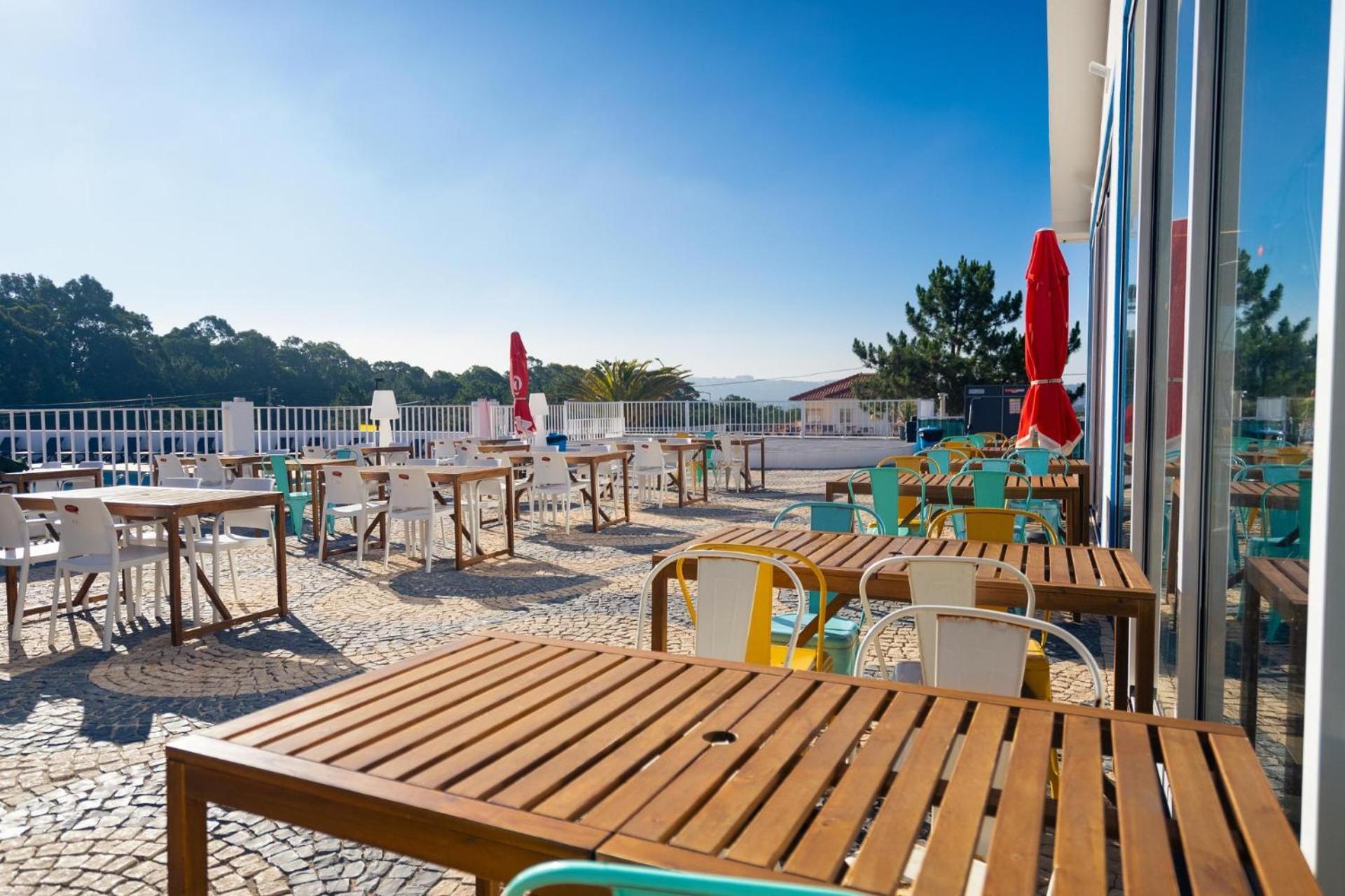 Kampaoh Sao Martinho Do Porto Hotel Bagian luar foto
